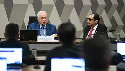 CCJ do Senado pro�be compra de im�veis com dinheiro vivo   Leia mais em: https://veja.abril.com.br/p